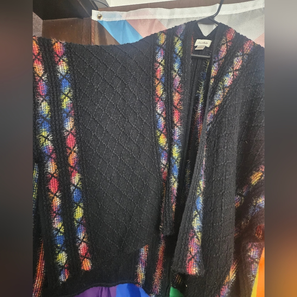 La moda Soft Rainbow Black knit Tunic Cardigan